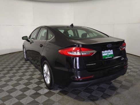 Used 2020 Ford Fusion SE FWD image 5