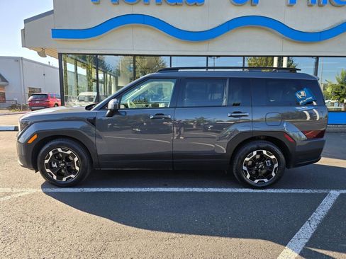 Used 2025 Hyundai Santa Fe SEL image 2