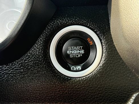 Used 2021 RAM 1500 Big Horn AWD/4WD image 25