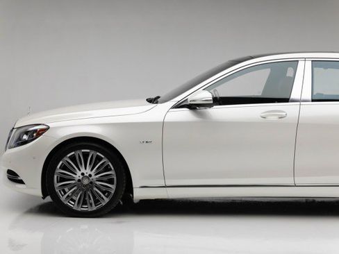 Used 2016 Mercedes-Benz Maybach S 600 image 17