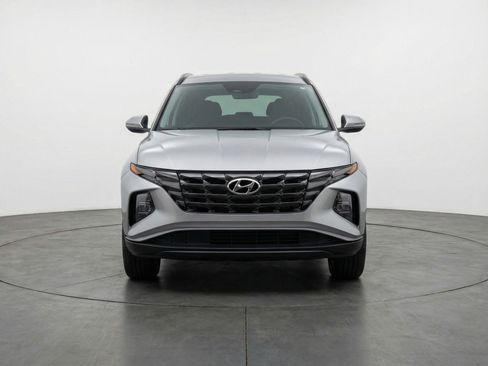 Used 2025 Hyundai Tucson SEL FWD image 2