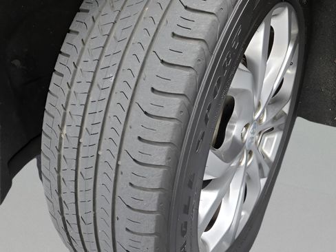 Used 2018 Buick Enclave Avenir w/ Avenir Technology Package image 18