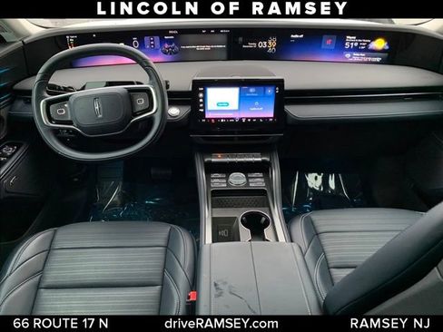 Used 2024 Lincoln Nautilus Reserve w/ Equipment Group 202A image 21