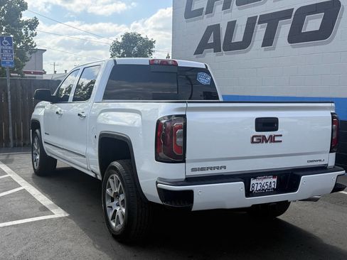 Used 2018 GMC Sierra 1500 Denali image 4