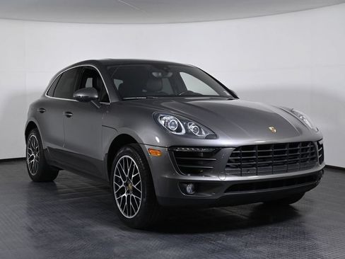 Certified 2018 Porsche Macan S AWD/4WD image 9