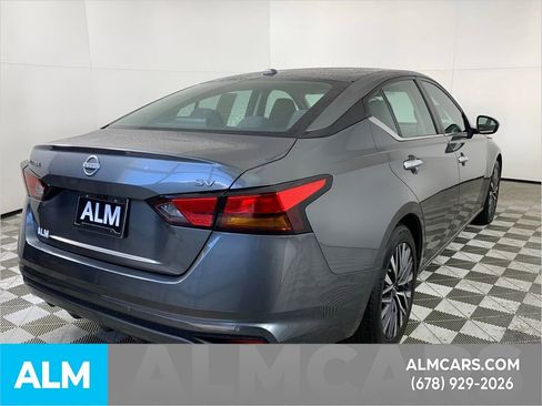 Used 2023 Nissan Altima 2.5 SV image 9