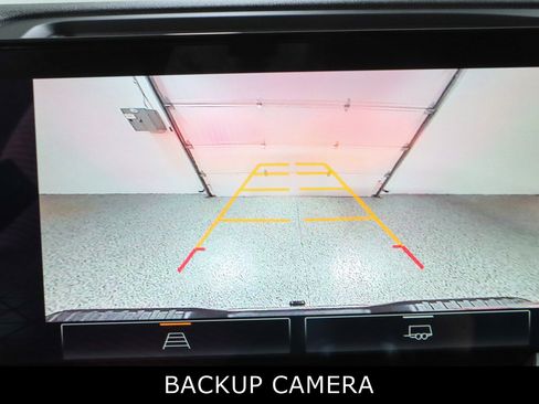 Used 2024 GMC Sierra 1500 SLE image 20