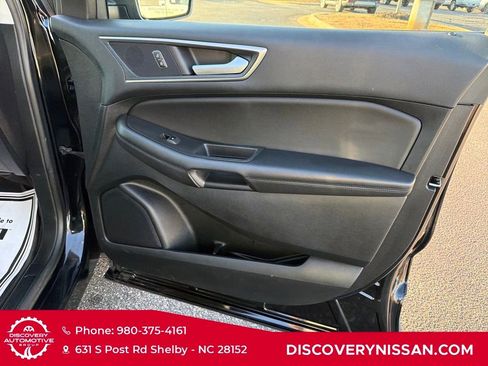 Used 2022 Ford Edge SEL image 35