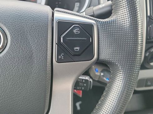 Used 2015 Toyota Tacoma 4x4 Access Cab V6 image 15