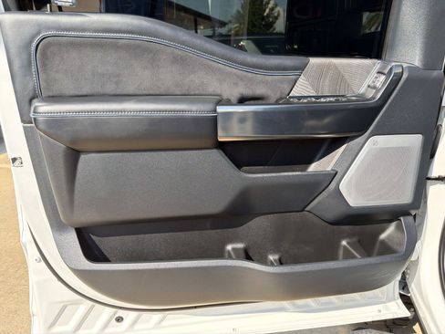 Used 2025 Ford F250 Platinum AWD/4WD image 20