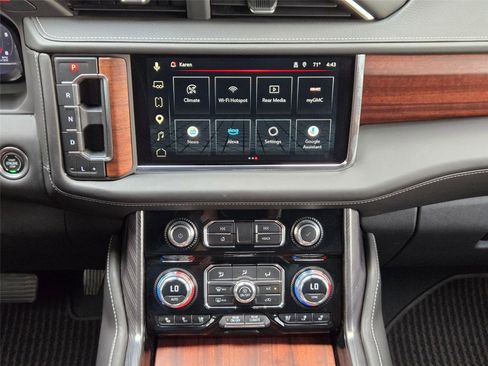Used 2023 GMC Yukon Denali Ultimate AWD/4WD image 18