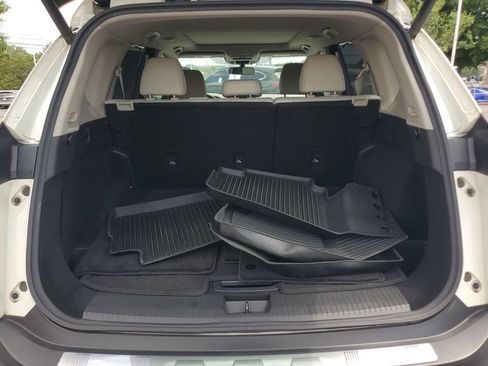Used 2021 Nissan Rogue SV w/ Premium Package FWD image 10