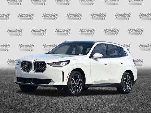 Used 2025 BMW X3 xDrive30i w/ Premium Package image 9