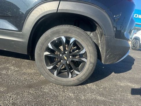 Used 2022 Chevrolet TrailBlazer LT w/ Convenience Package image 5