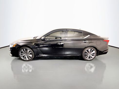 Used 2019 Nissan Altima 2.0 Edition One FWD image 6