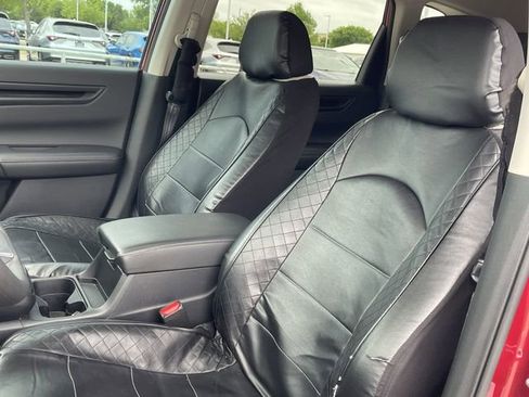 Used 2025 Honda CR-V LX image 14