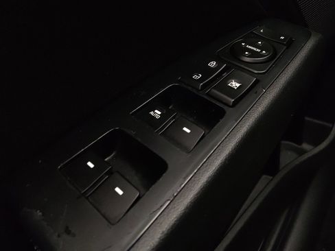 Used 2018 Hyundai Elantra Value Edition image 27