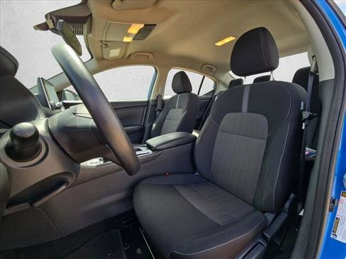 Used 2025 Nissan Sentra SV FWD image 15