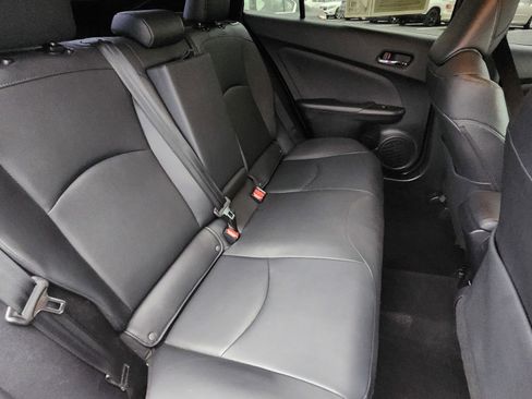 Used 2017 Toyota Prius Four image 23