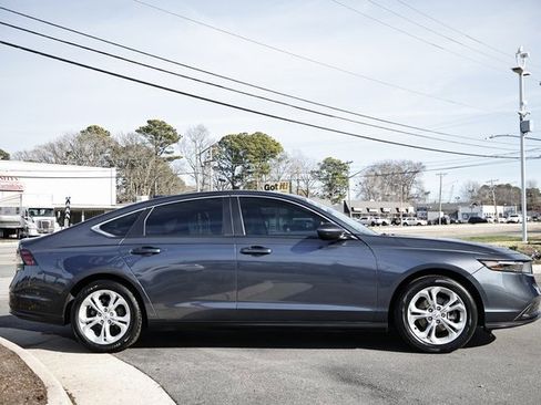 Used 2023 Honda Accord LX image 8