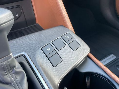 New 2026 Kia Sportage X-Line w/ X-Line Technology Package image 17