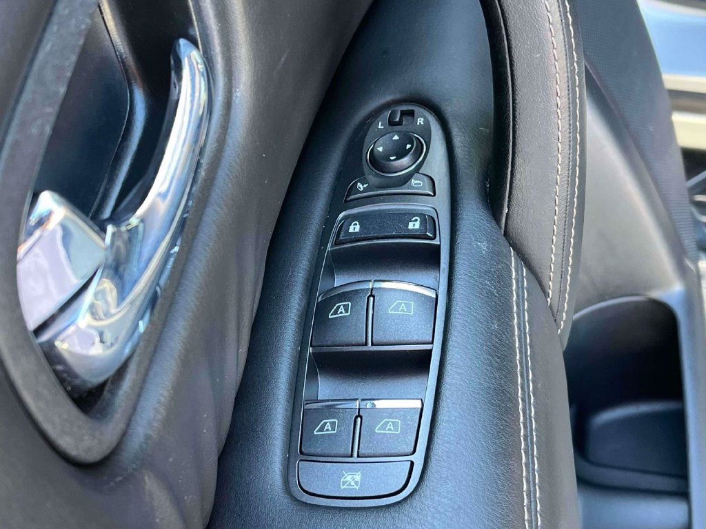 Used 2021 Nissan Armada Platinum w/ Captain's Chairs Package AWD/4WD image 16