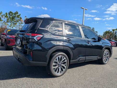 Certified 2025 Subaru Forester Touring image 4