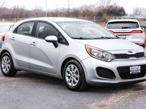 Used 2012 Kia Rio LX image 8