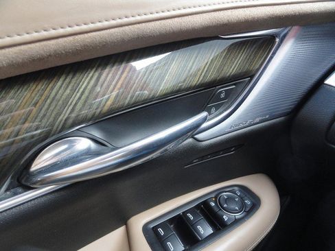 Used 2020 Cadillac XT6 Sport w/ Platinum Package image 14