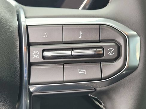 New 2026 GMC Canyon Elevation RWD image 17