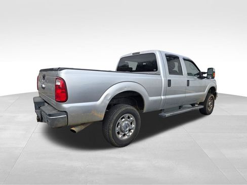 Used 2015 Ford F250 XLT w/ XLT Premium Package image 6