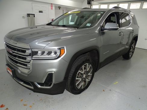 Used 2023 GMC Acadia SLE w/ Driver Convenience Package image 18