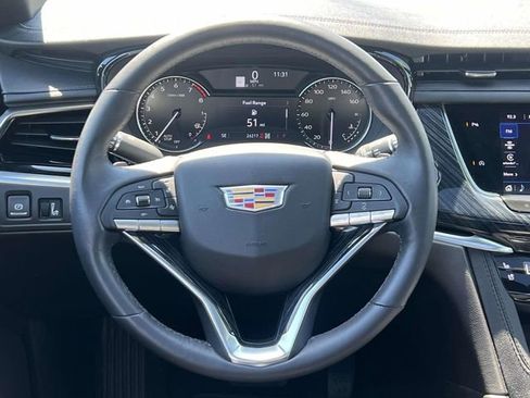 Used 2024 Cadillac XT6 Premium Luxury AWD/4WD image 16