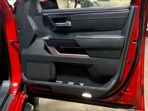 Used 2024 Toyota Tundra Platinum image 23