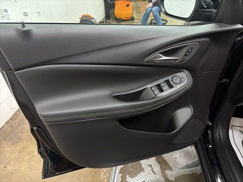 Used 2024 Buick Encore GX Preferred image 8