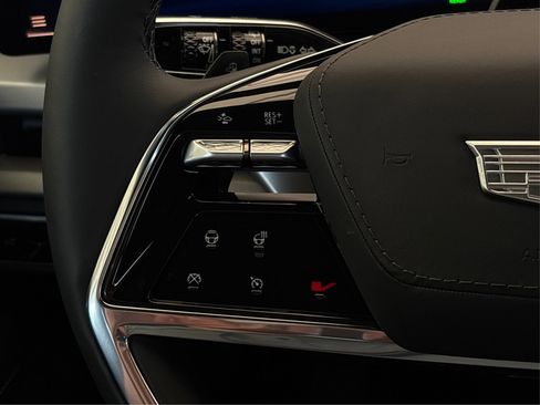 New 2026 Cadillac Vistiq Platinum image 28