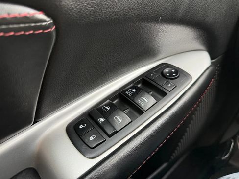 Used 2018 Dodge Journey GT w/ Nav & Sun Group AWD/4WD image 40