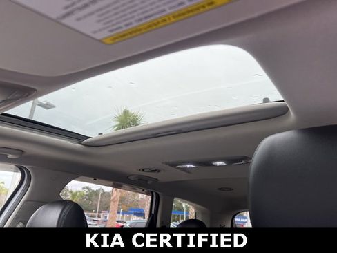 Certified 2022 Kia Telluride EX w/ EX Premium Package image 25
