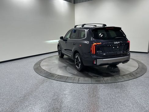 New 2025 Kia Telluride EX image 7