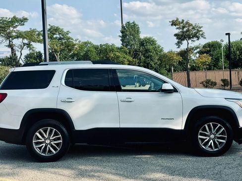 Used 2017 GMC Acadia SLE AWD/4WD image 7