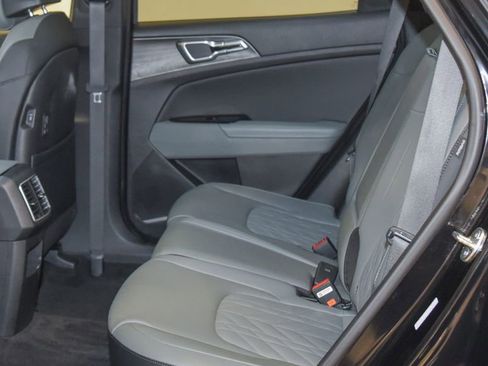 Used 2024 Kia Sportage X-Line w/ X-Line Premium Package image 4