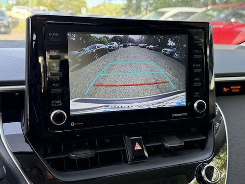 Used 2022 Toyota Corolla LE FWD image 27