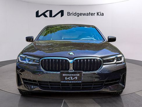 Used 2023 BMW 540i xDrive w/ Premium Package AWD/4WD image 2