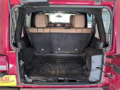 Used 2012 Jeep Wrangler Unlimited Sahara w/ Trailer Tow Group AWD/4WD image 22