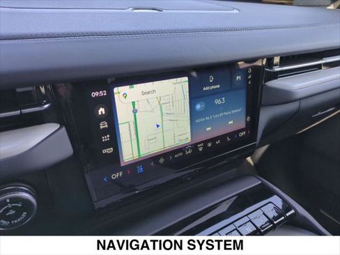 New 2026 Lincoln Navigator L Reserve w/ Jet Appearance Package AWD/4WD image 8