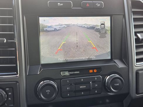 Certified 2022 Ford F250 XLT w/ XLT Value Package AWD/4WD image 19