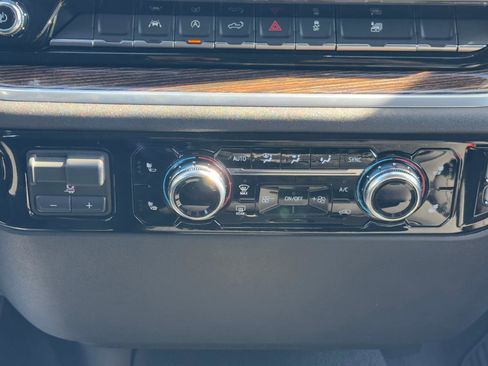 Used 2026 GMC Sierra 1500 Elevation AWD/4WD image 16