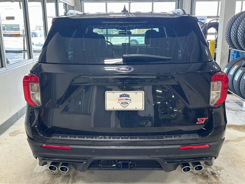 Used 2023 Ford Explorer ST w/ Equipment Group 401A image 5