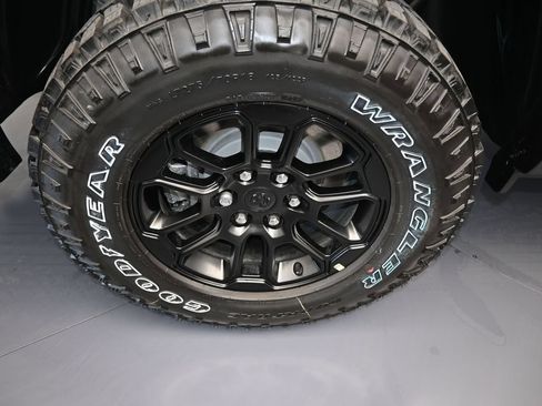 Used 2025 RAM 1500 Rebel w/ Rebel Level 2 Equipment Group AWD/4WD image 44