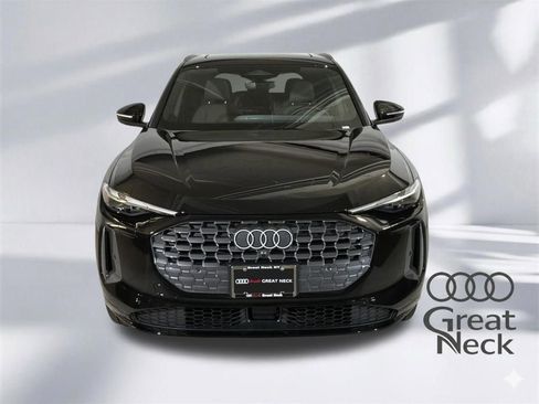 Used 2025 Audi Q5 Premium w/ Convenience Package AWD/4WD image 23